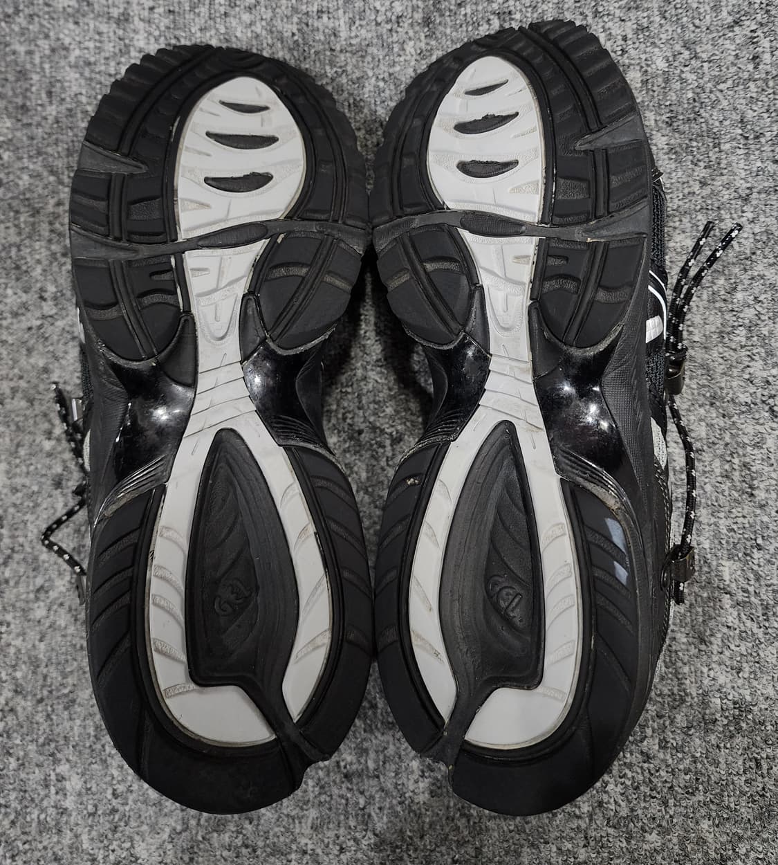 아식스 x 앤더슨벨 젤 1090 블랙 실버 265 상품이미지6