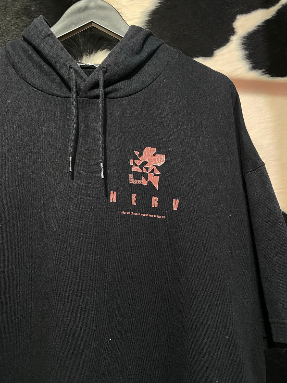 Gu nerv 로고 반팔 후드티셔츠 상품이미지3