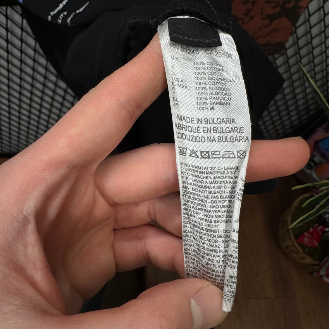 디젤 반팔 티셔츠 전면 레인보우 스트라이프 패턴 포인트 블랙 상품이미지7