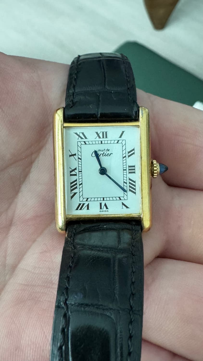 까르띠에 탱크 머스트 미디움 판매합니다 상품이미지2