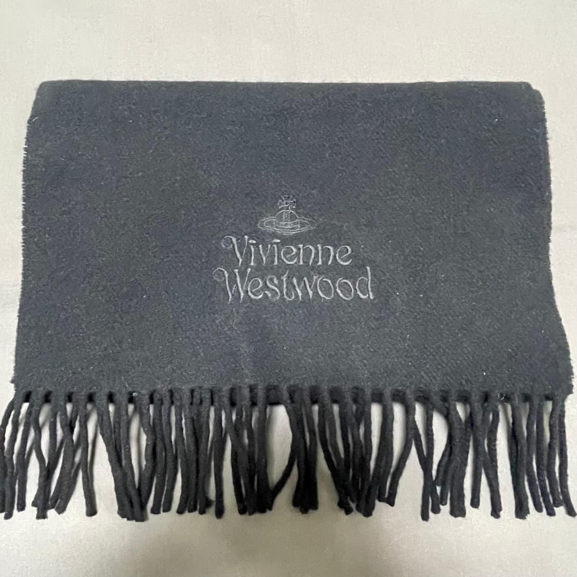 비비안웨스트우드 머플러 블랙 상품이미지1