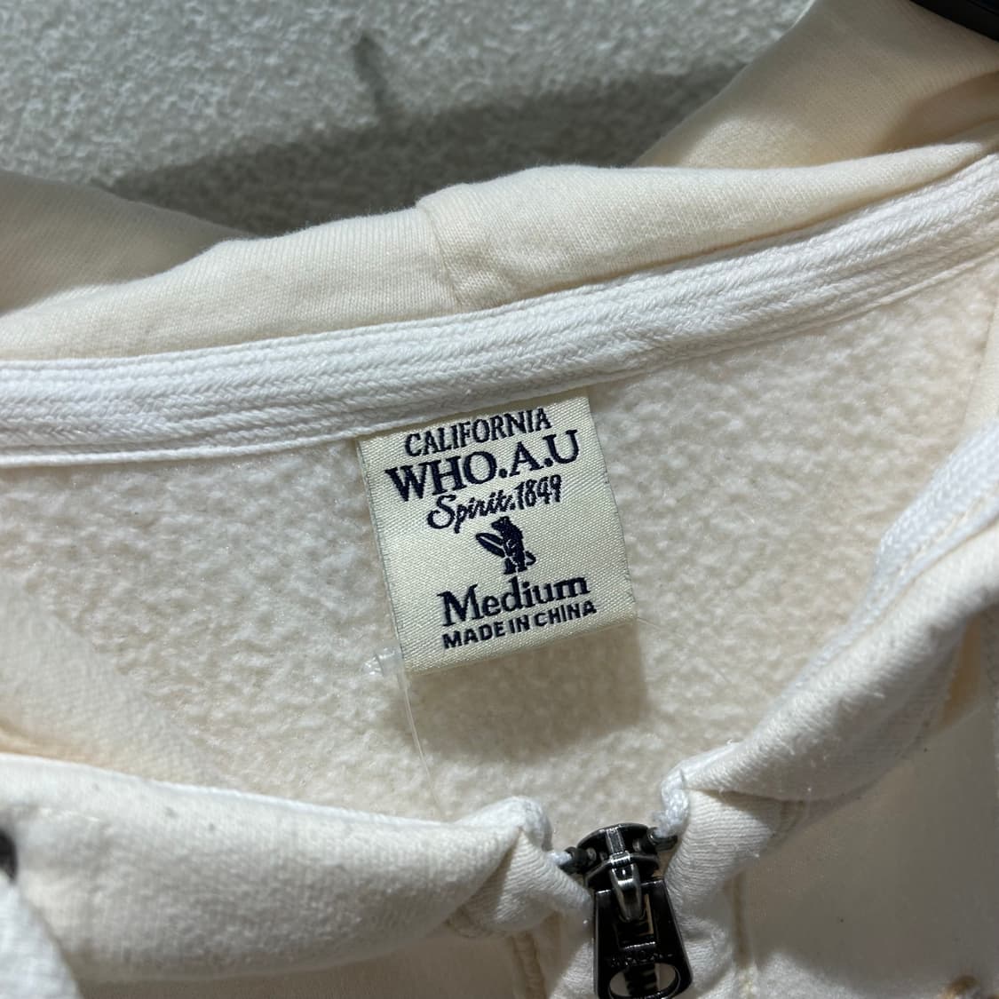 WHO.A.U White Zip-Up Hoodie 상품이미지9