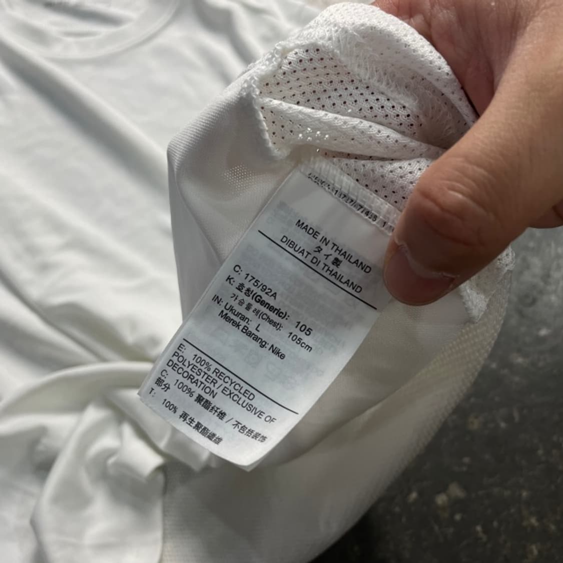 100 나이키 드라이핏 반팔티  상품이미지4