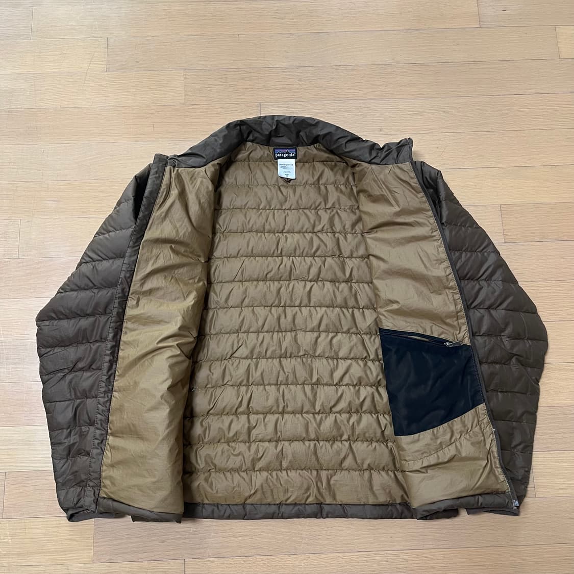 00s 파타고니아 경량 패딩 상품이미지3