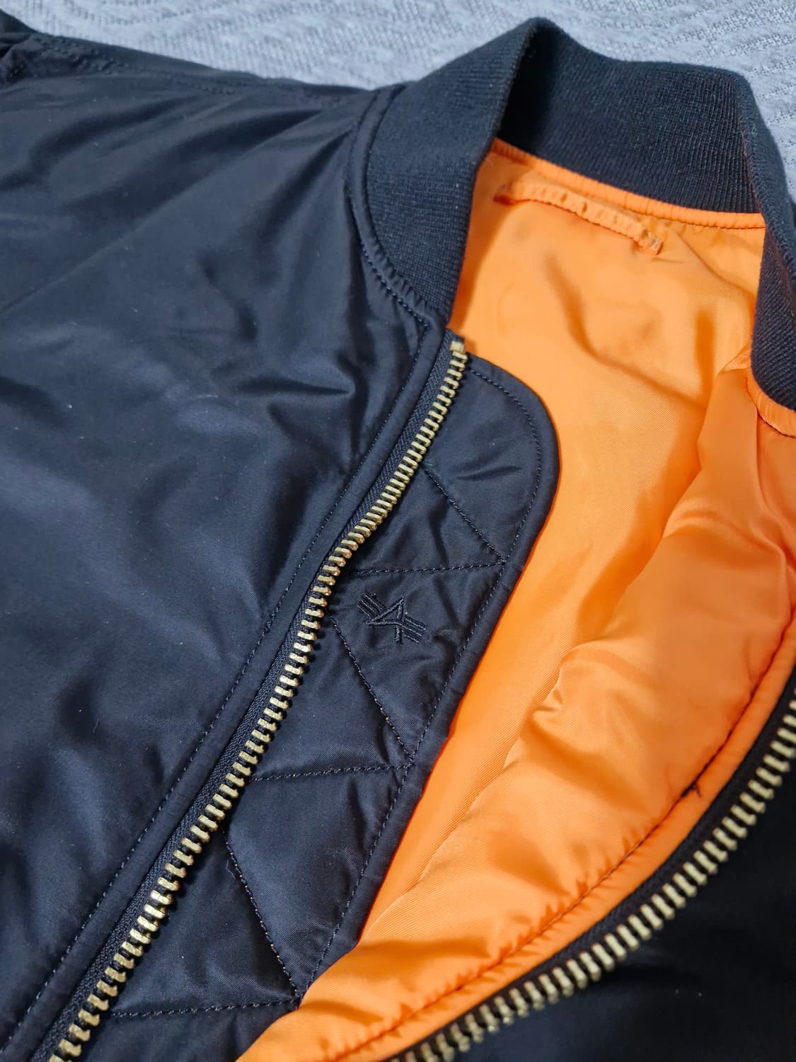 알파인더스트리  MA-1 FLIGHT JACKET 상품이미지3