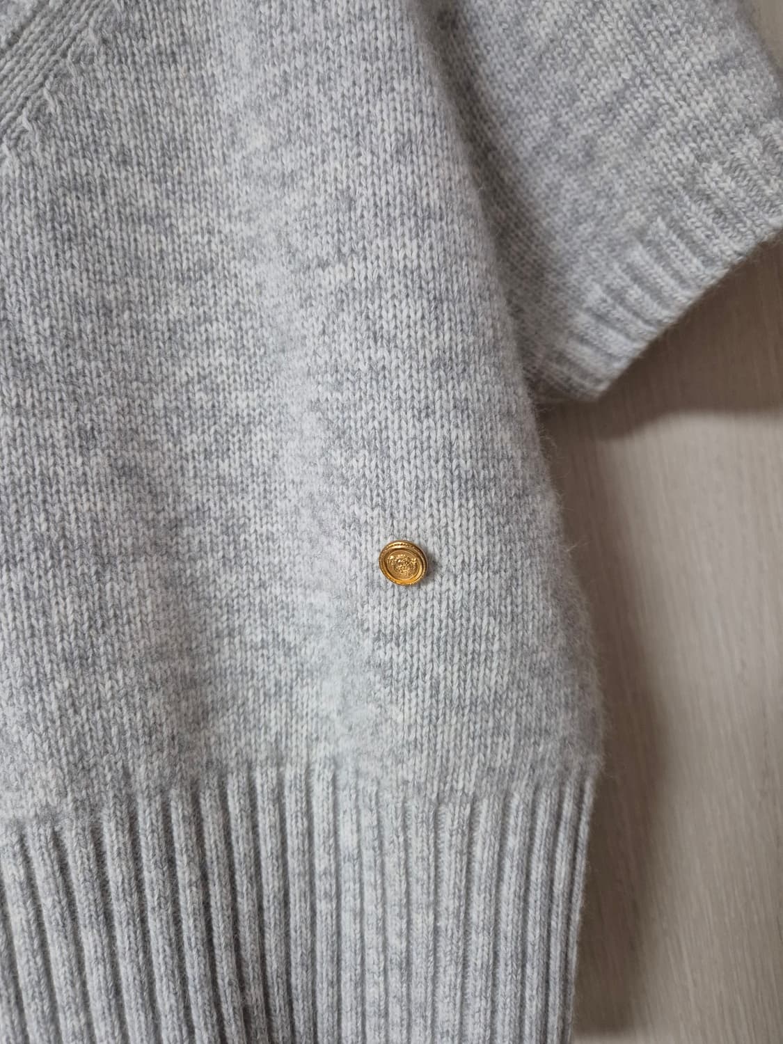 틸아이다이 라쿤 브이넥 니트 반팔 탑 상품이미지5