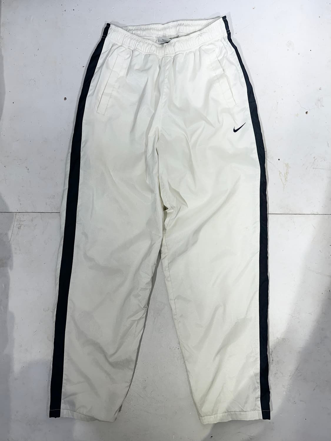 00s 나이키 화이트 블랙 사이드 라인 와이드 트랙 팬츠 M 상품이미지4