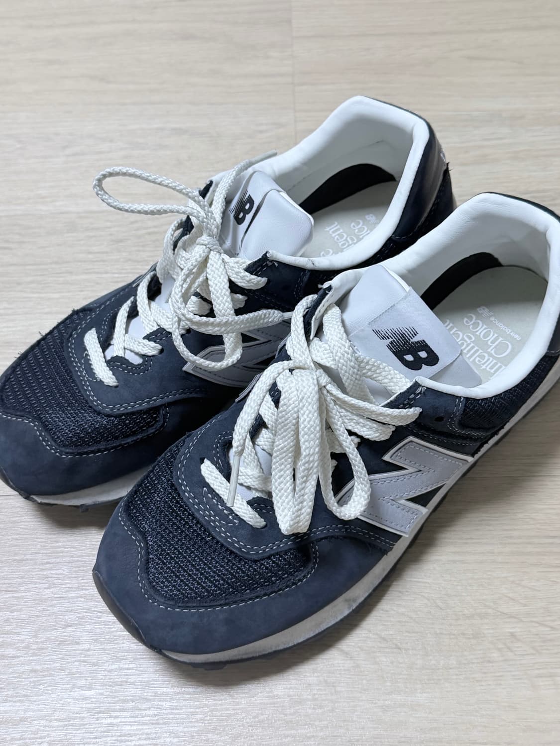 뉴발란스x포터리 574 프리미엄 하드 네이비 상품이미지2