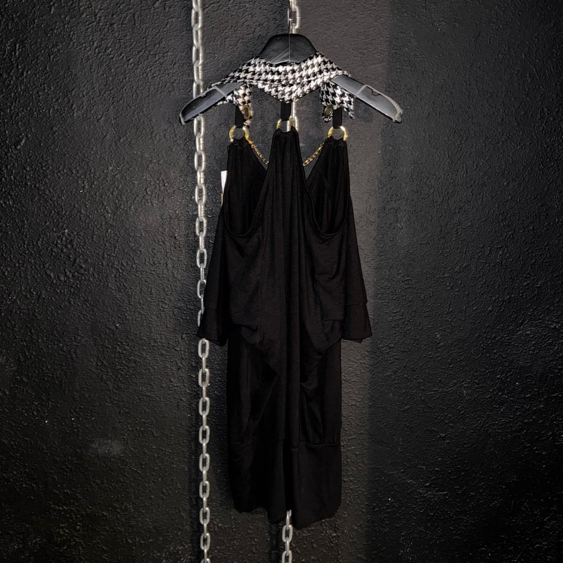 Skinny Lip 데드스탁 오프숄더 오링 체인 카라 원피스 상품이미지7