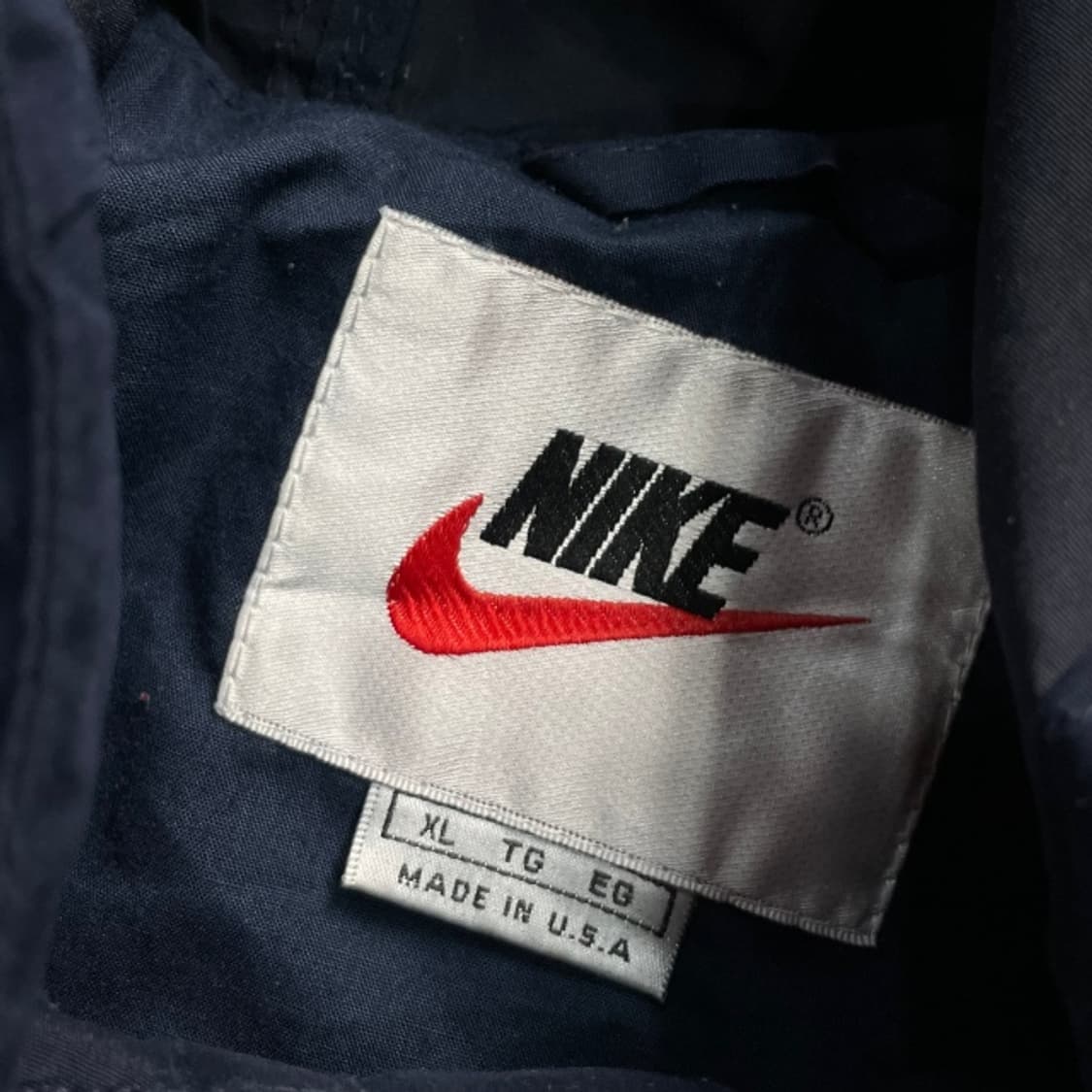 105 나이키 올드스쿨 스우시 야상 자켓 상품이미지3