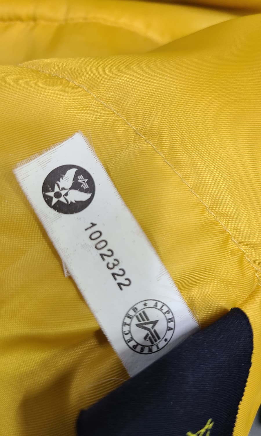 희귀 알파인더스트리 ma-1 b15  항공봄버점퍼 상품이미지7