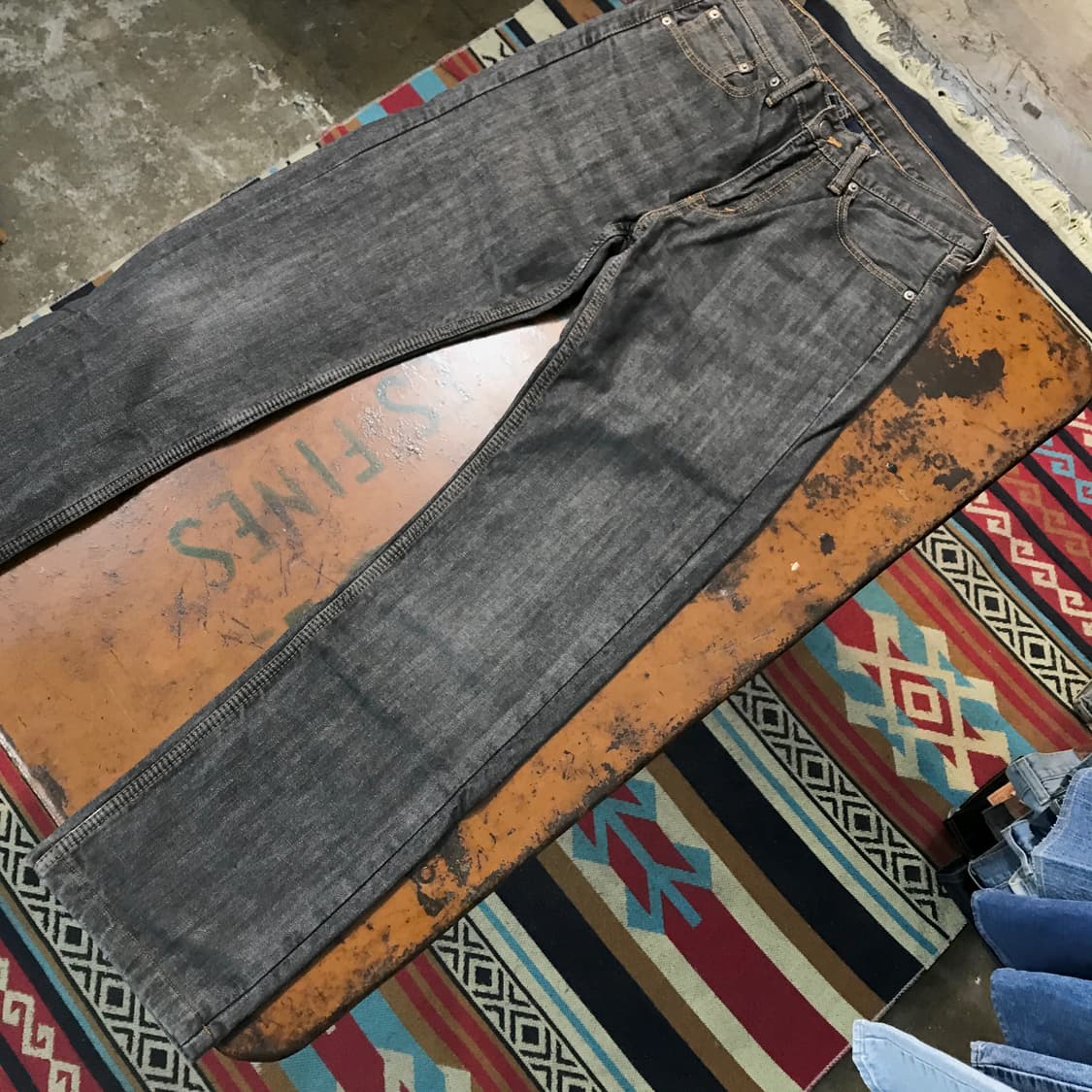 리바이스 505 흑청 데님 팬츠 허리 30  상품이미지3