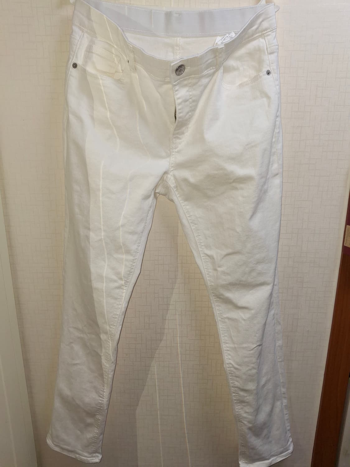 행텐 화이트진 (32) 상품이미지1