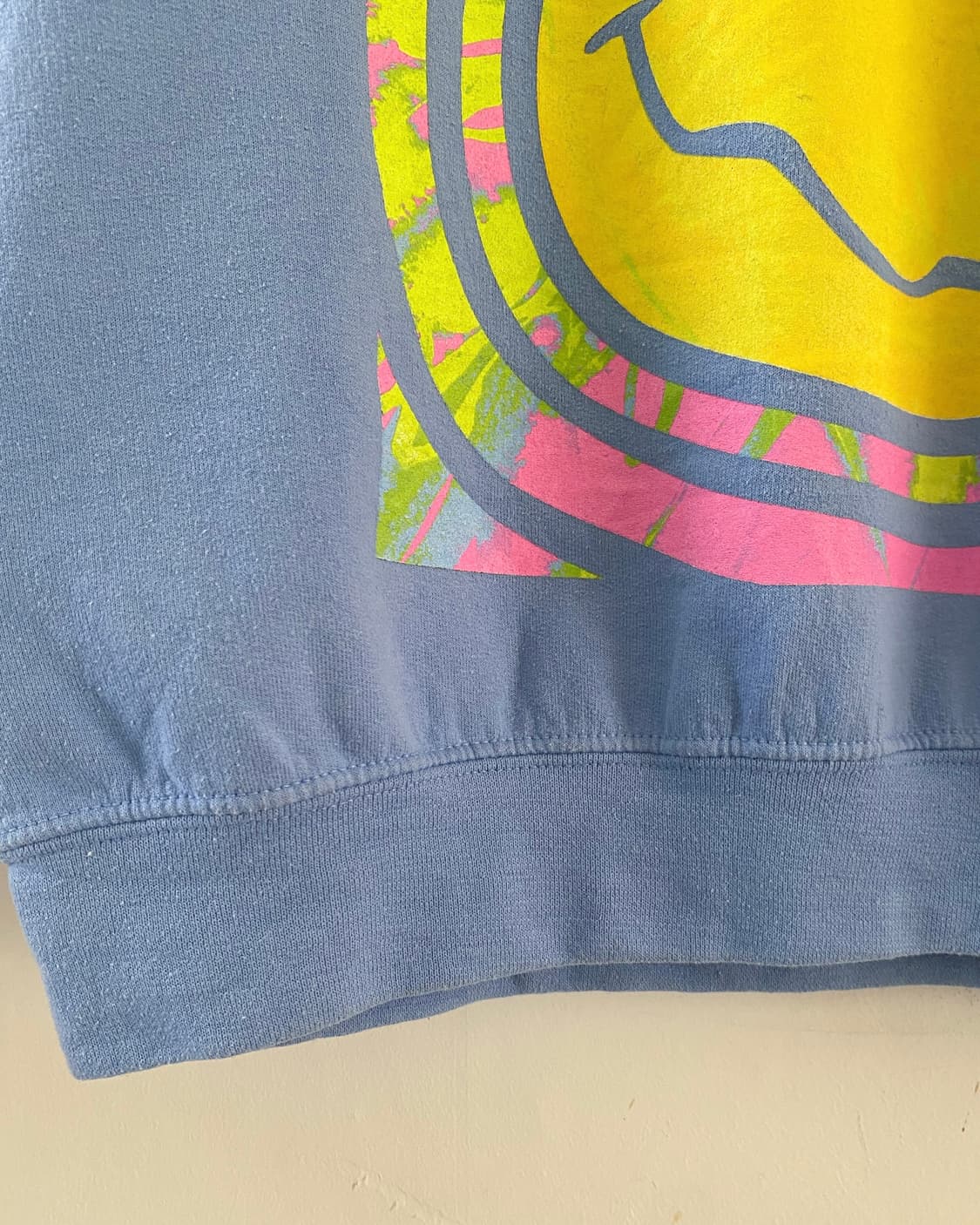 너바나 커트 코베인 스마일 심볼 맨투맨 상품이미지6