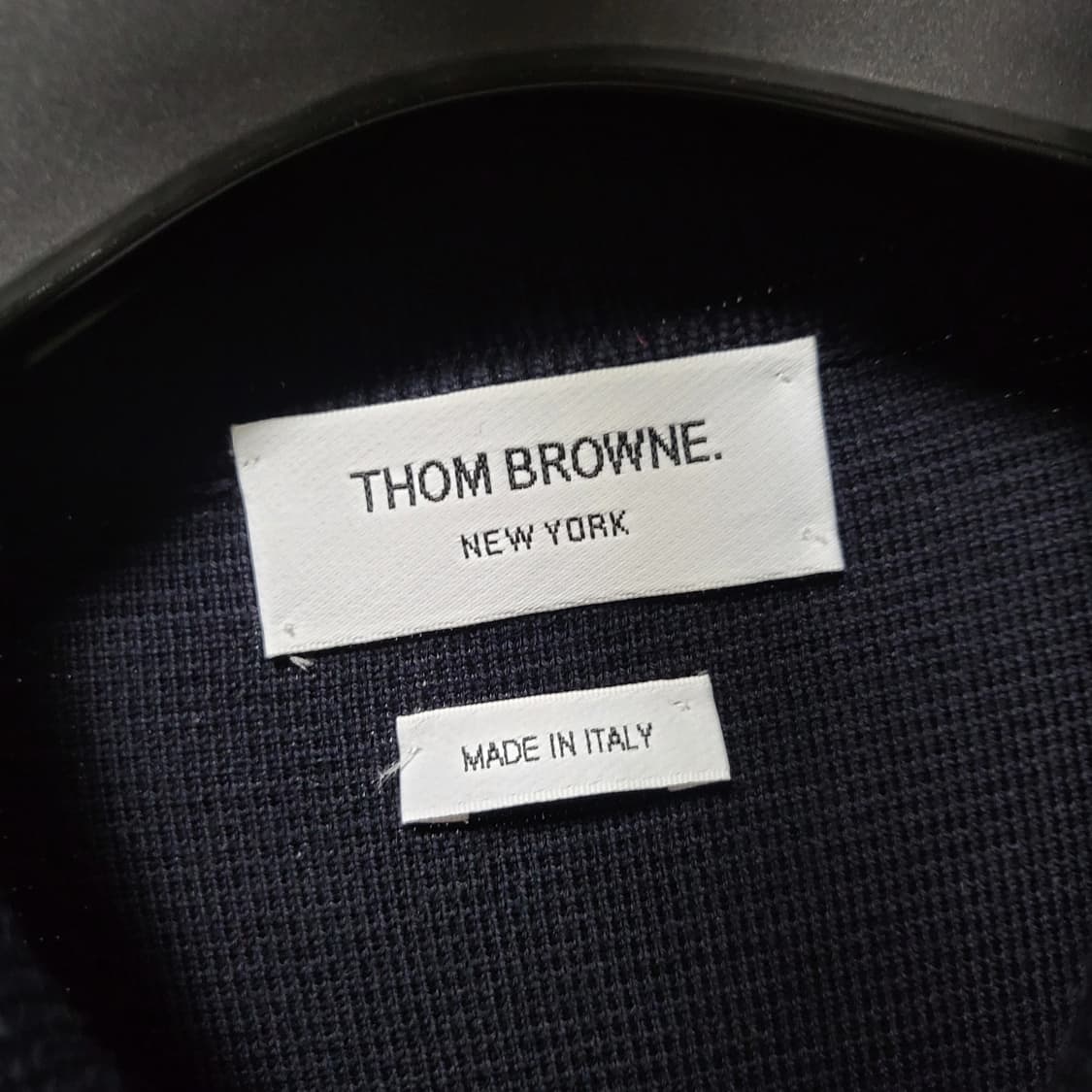 [새상품급] 2 / 톰브라운 밀라노 스티치 금장 봄버 자켓  상품이미지4