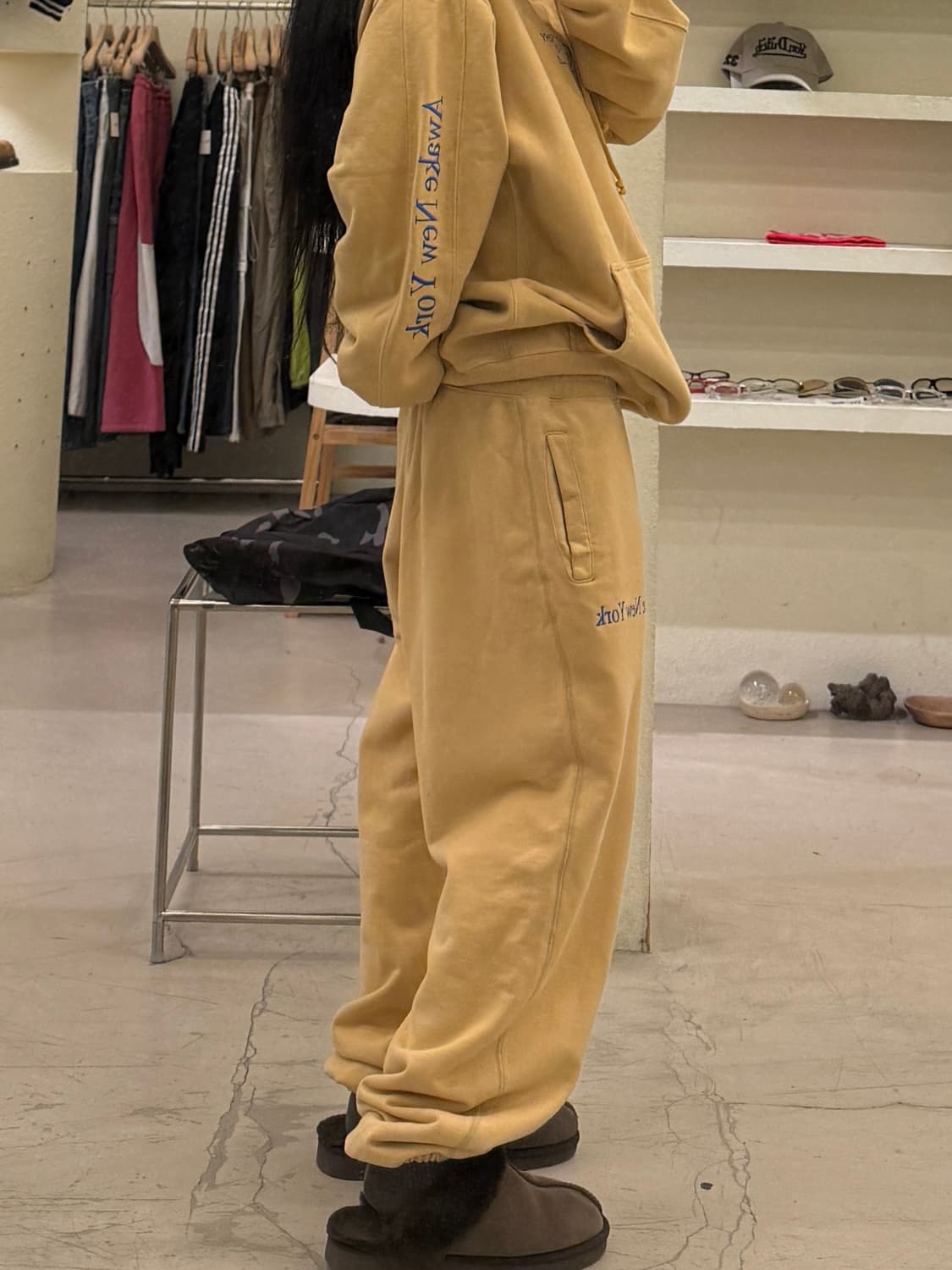 어웨이크 뉴욕 클래식 아웃라인 로고 스웻팬츠 U1351 상품이미지2