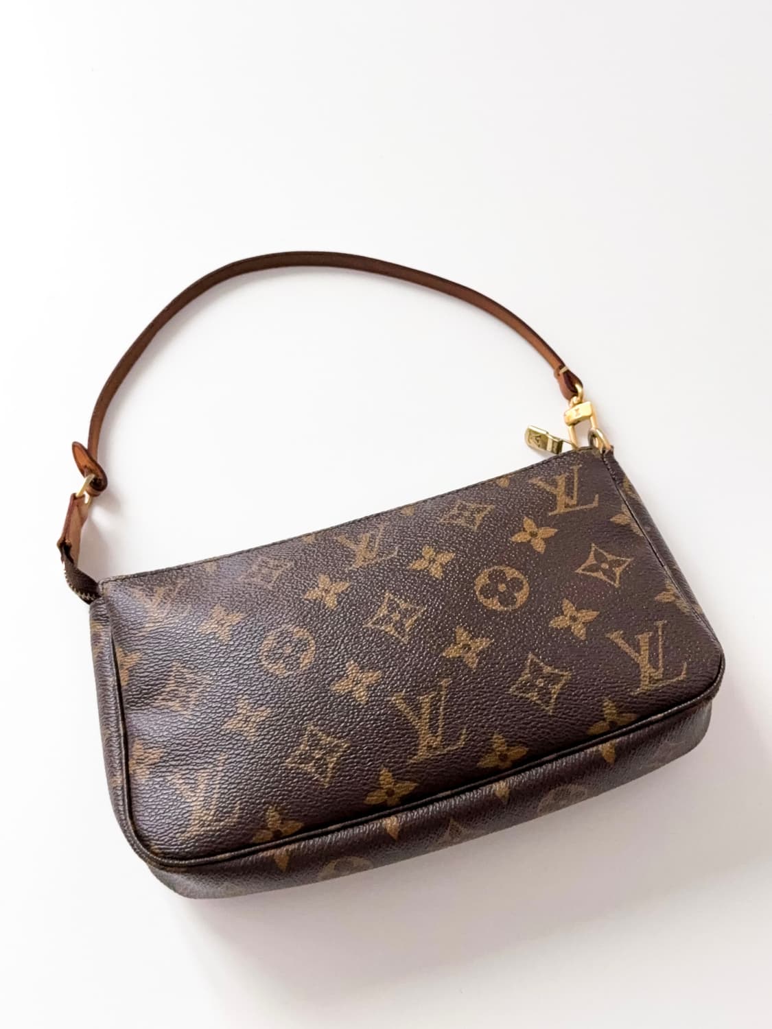 루이비통 모노그램 포치백 악세수아 포쉐트 상품이미지9