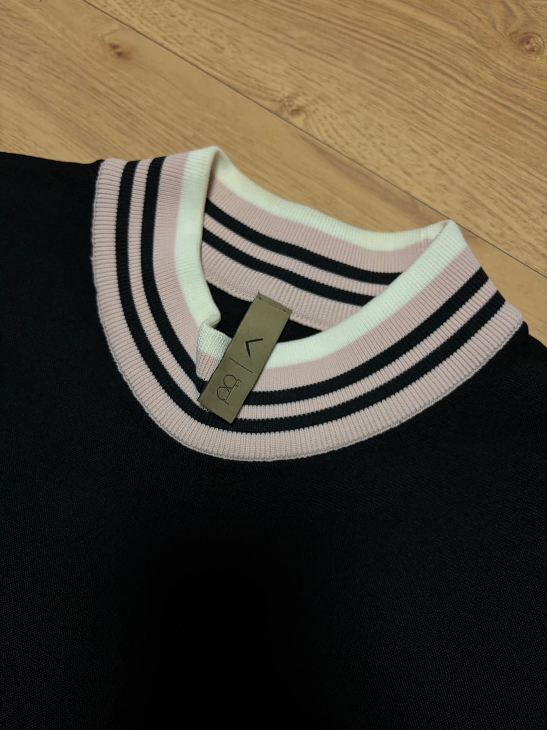 CFCL 니트 티셔츠 5 사이즈 상품이미지1