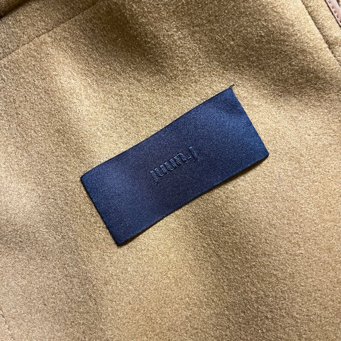 준지 캐시미어 혼방 모직 코트 상품이미지6