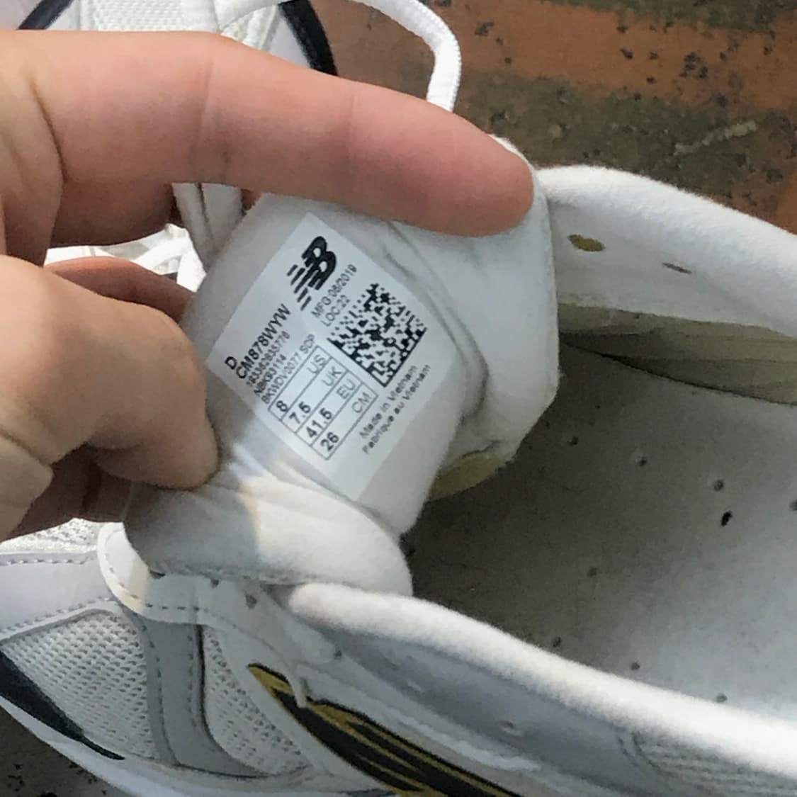 뉴발란스 878 화이트 옐로 260 사이즈 상품이미지5