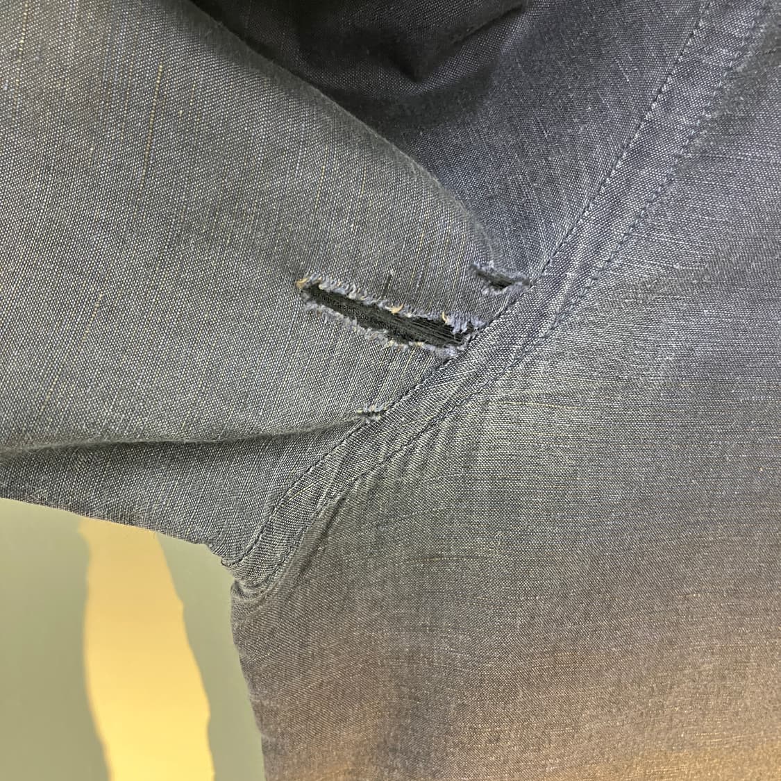 아크네 스튜디오 이셔우드 디그레이드 린넨 셔츠 상품이미지7