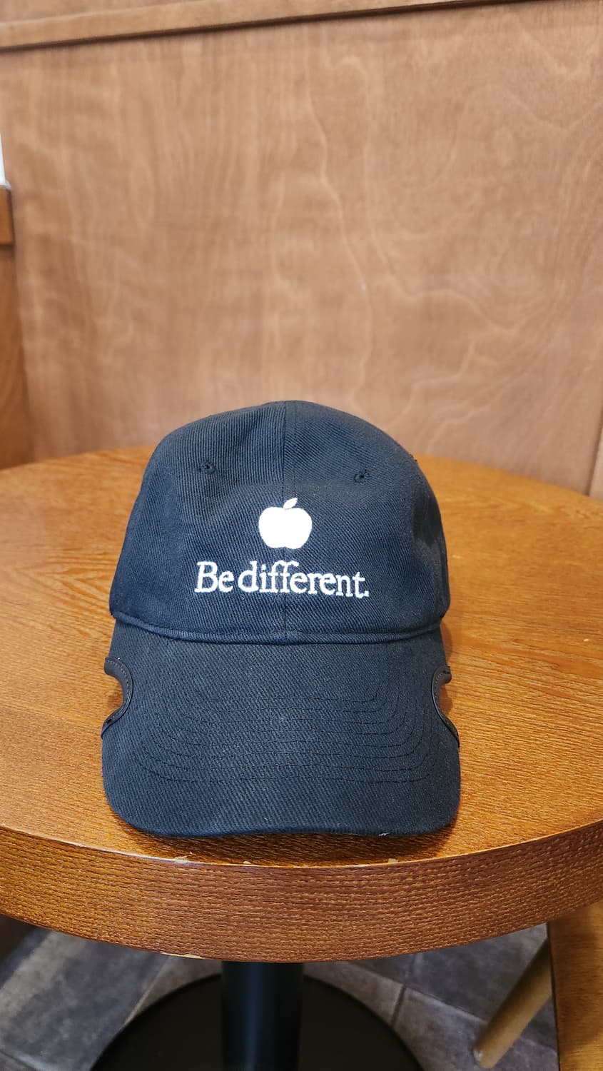 Balenciaga be different cap 상품이미지1