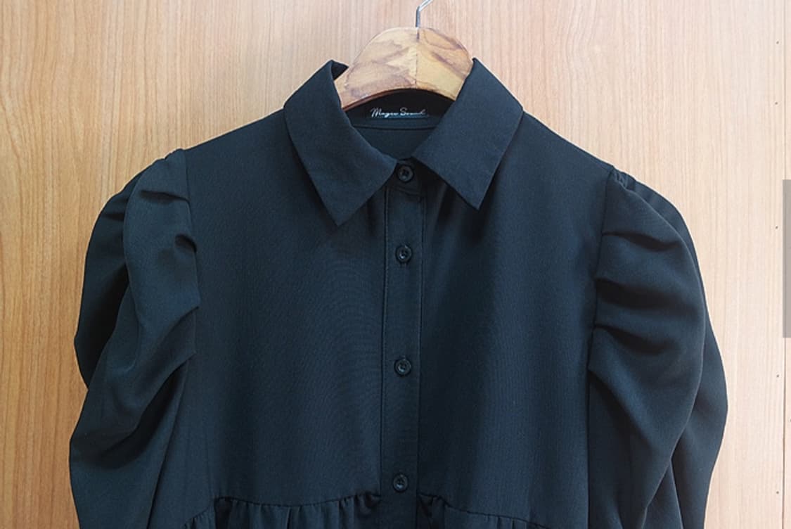 어깨 셔링 블랙 셔츠 미니 원피스 상품이미지2