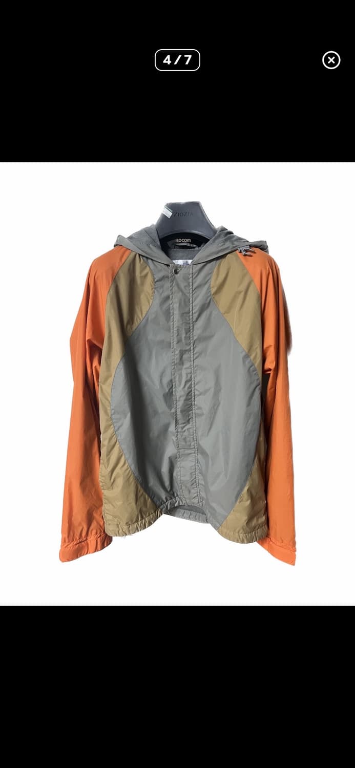 꼼데가르송 바람막이 상품이미지1