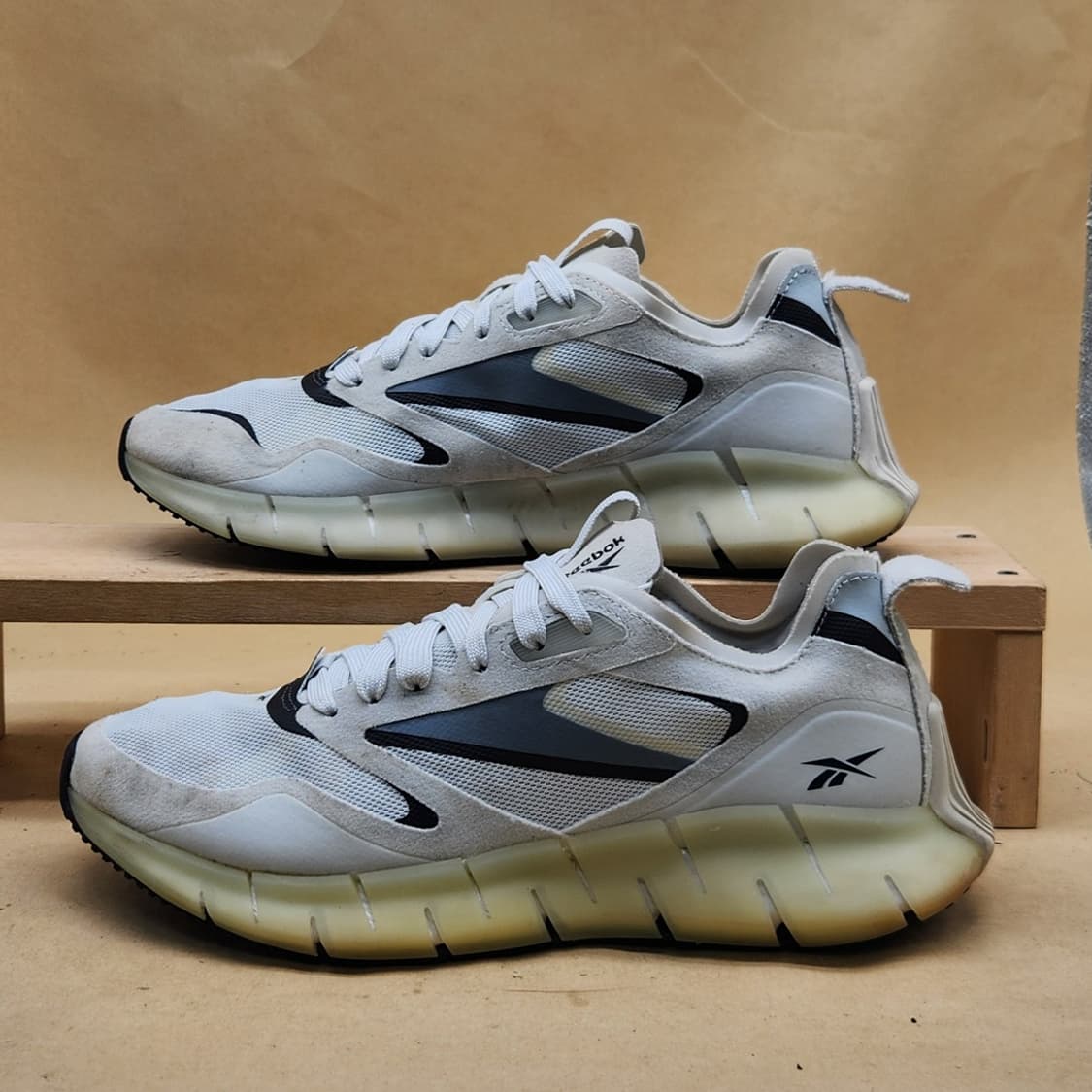 리복 지키네카 운동화 255 상품이미지1