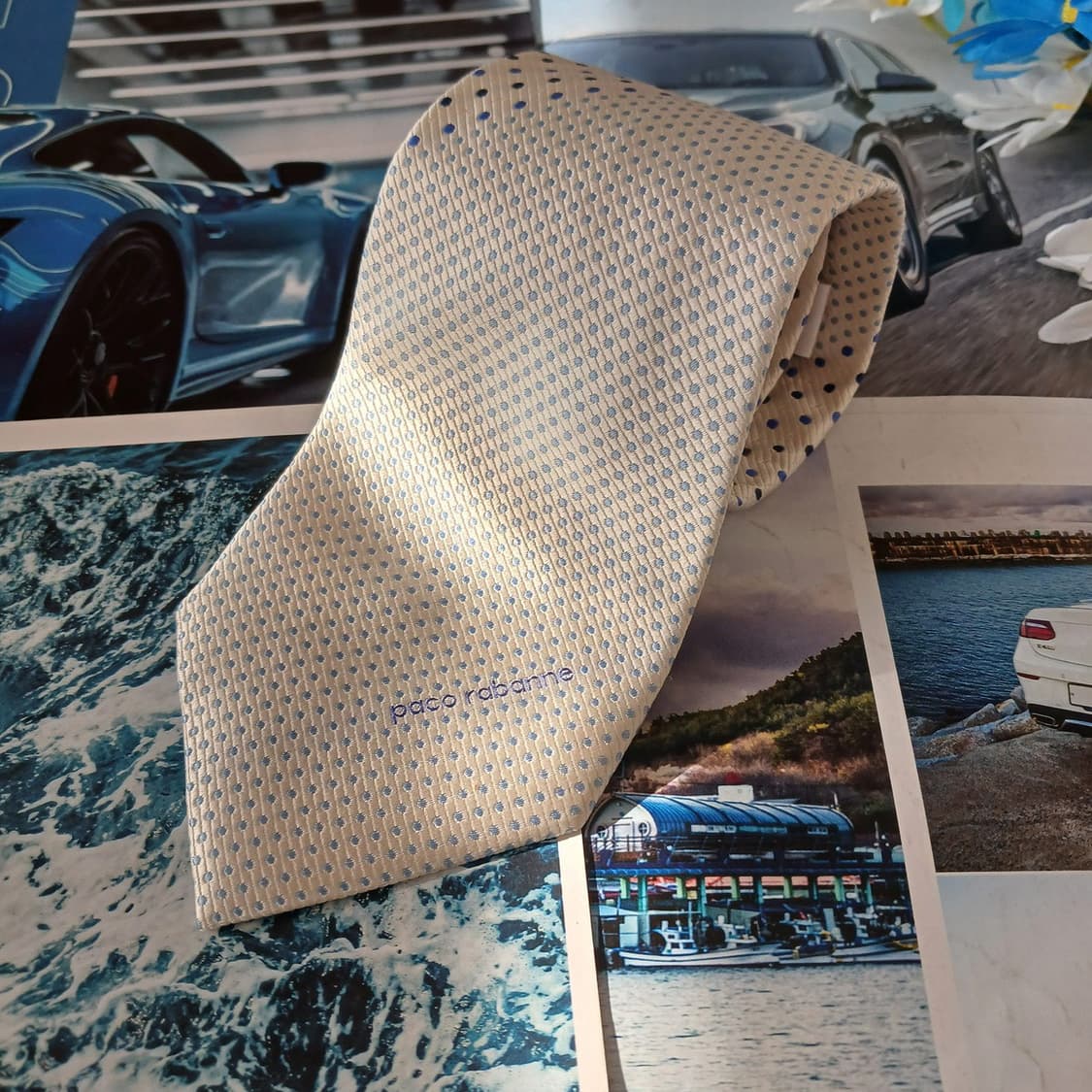 파코라반 실크 화이트&블루 도트 넥타이 9.2cm 새상품 A19064
 상품이미지2