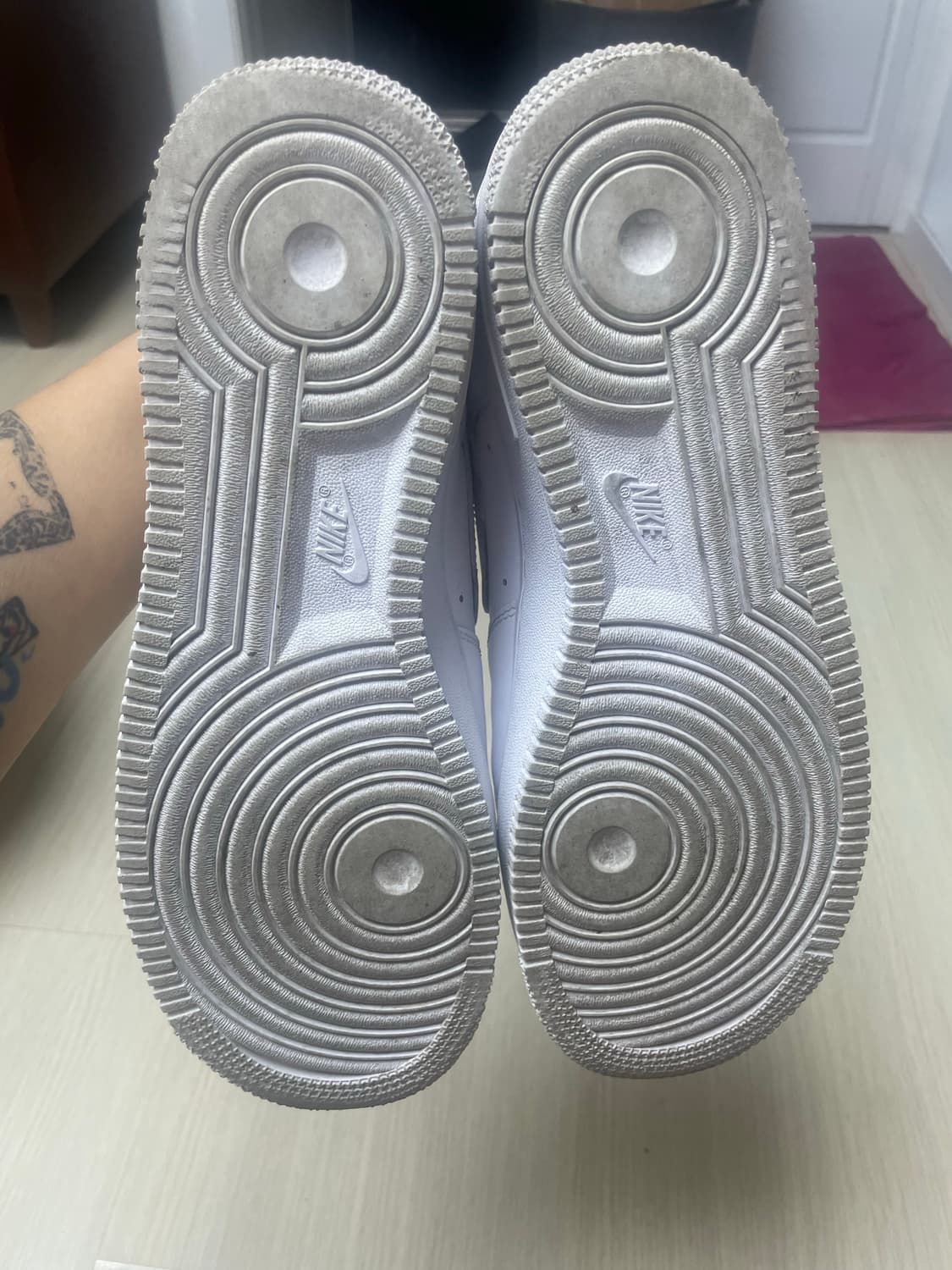 슈프림 에어포스 화이트 270 상품이미지2