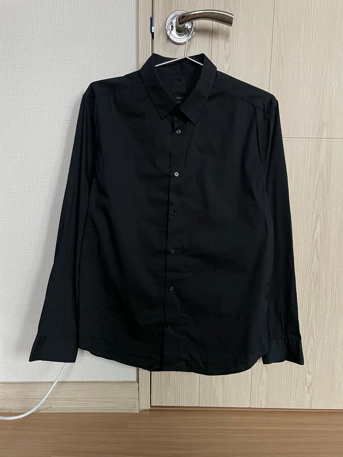 H&M 블랙 셔츠 상품이미지1