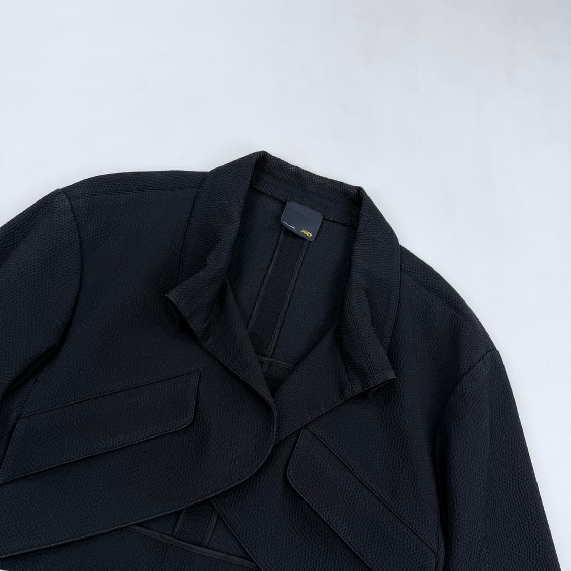 펜디 아카이브 크롭 자켓 블랙 42 상품이미지2