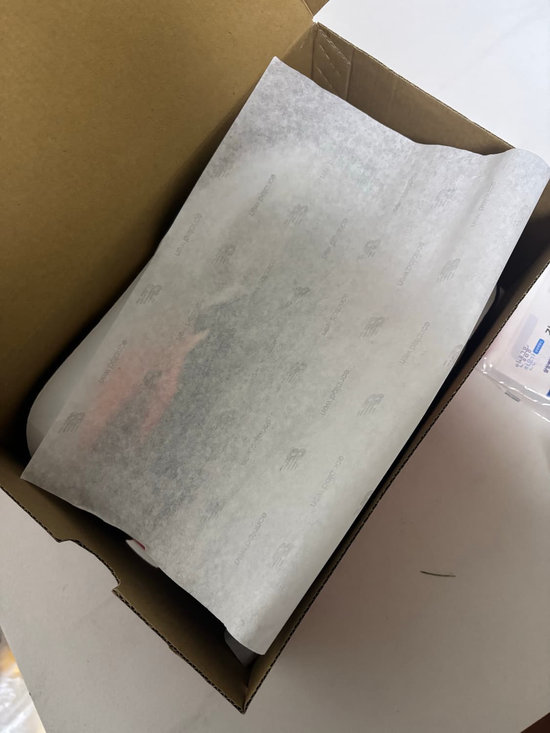 새상품 뉴발란스 REBEL V5 265사이즈 정가 209,000원 상품이미지7