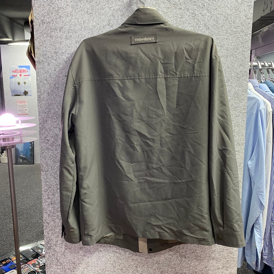 입생로랑 스몰 로고 라이트 카키 폴리 자켓 B3051 상품이미지3