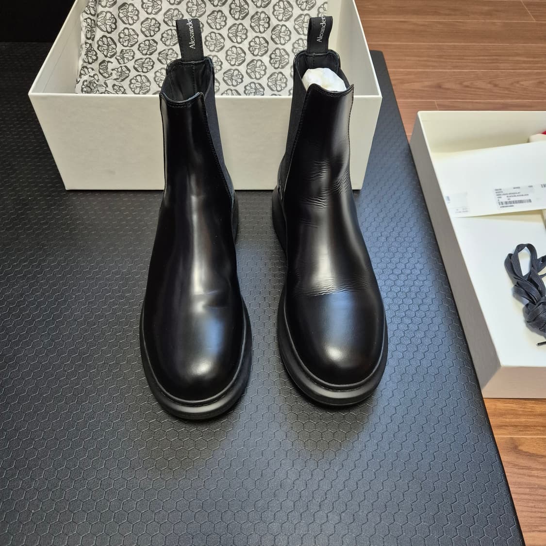 Alexander McQueen boots 상품이미지2