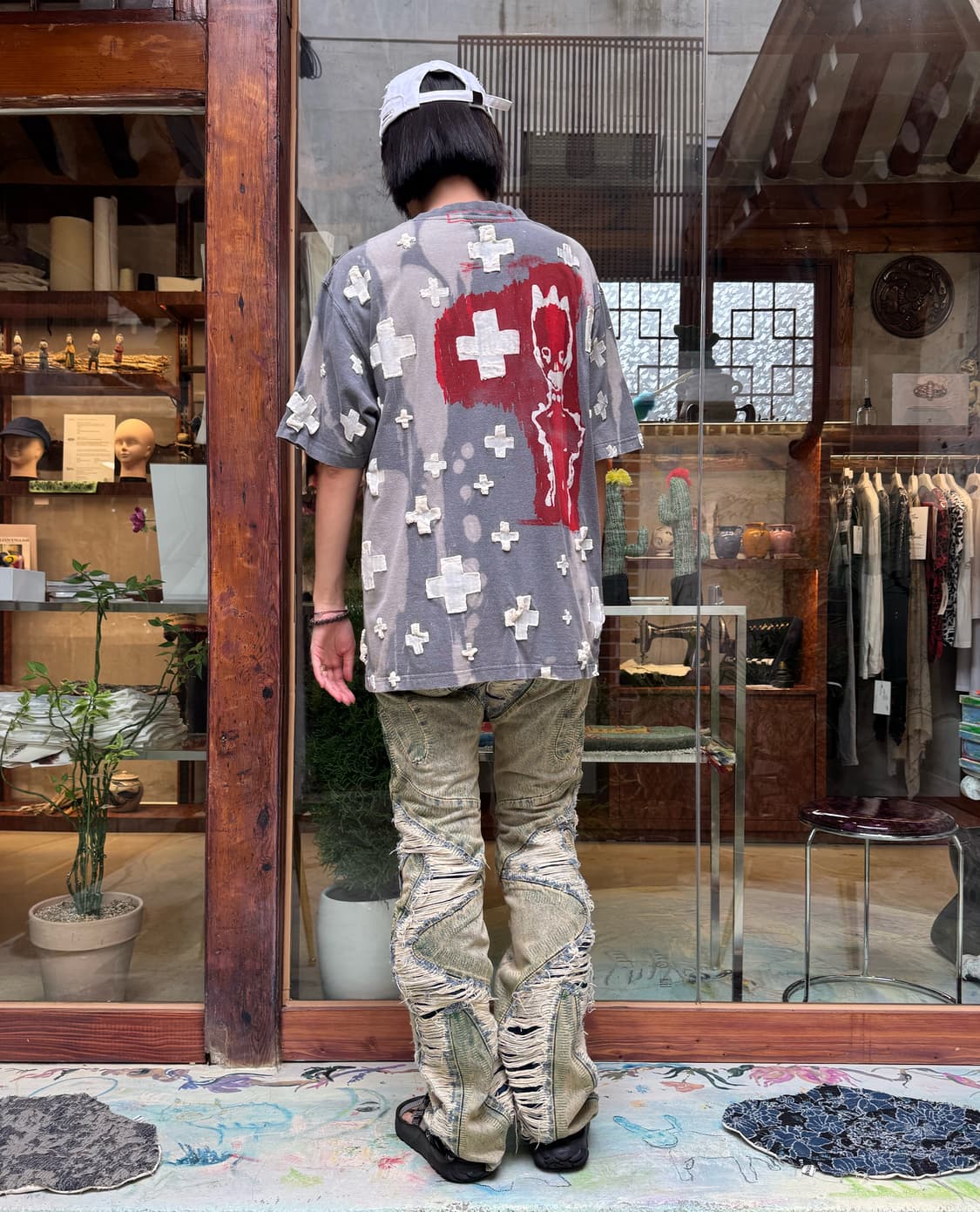 EPI•TAPH London Gothic graphic T-shirts 상품이미지5