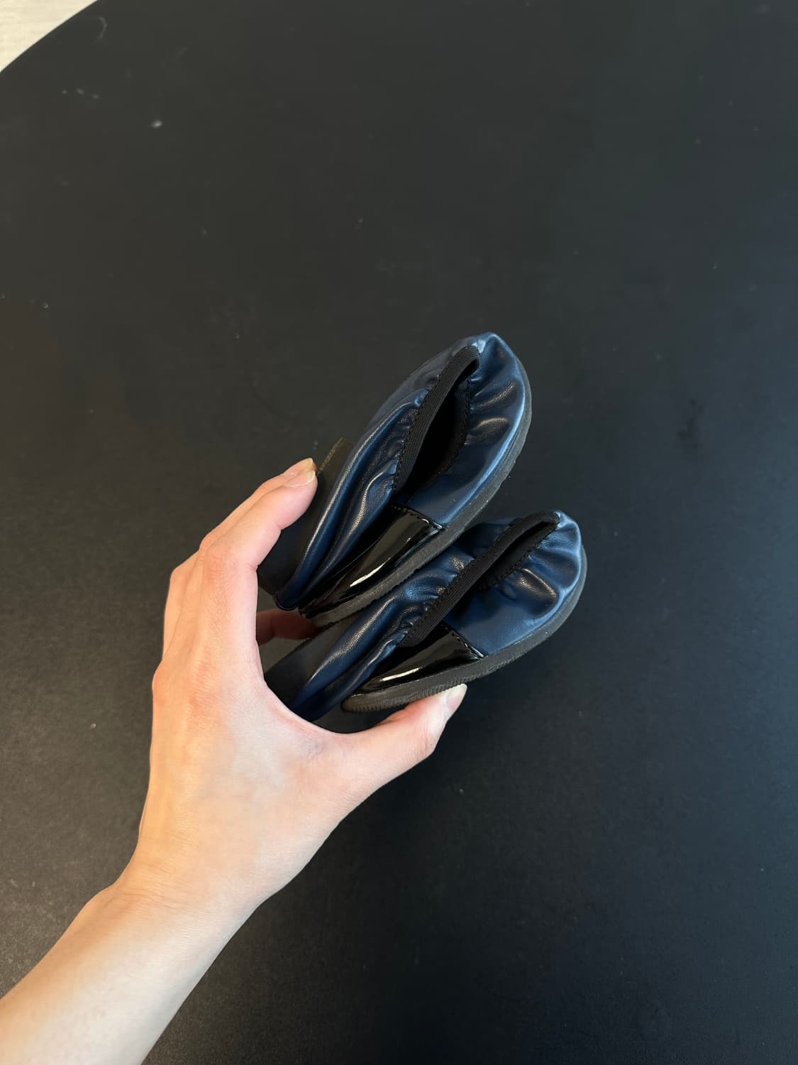 theory 에나멜 플랫슈즈 상품이미지3