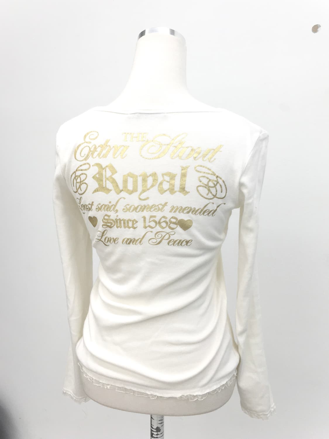 gold lettering white sleeve top 상품이미지7