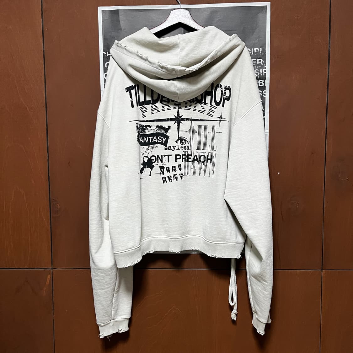 틸던 후드티 상품이미지2