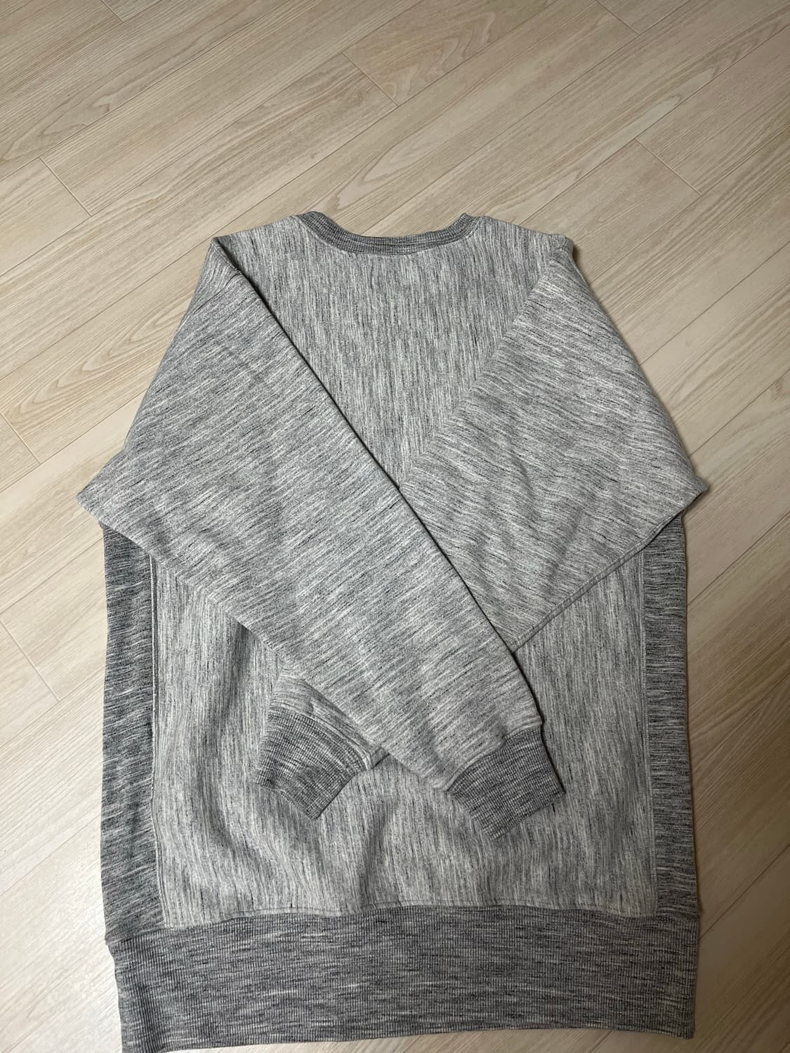 나이젤카본x클로즈드 맨투맨  상품이미지2