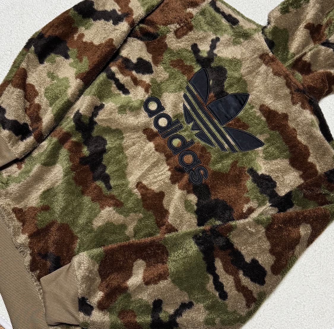 아디다스 카모 쉐르파 후드집업 상품이미지7