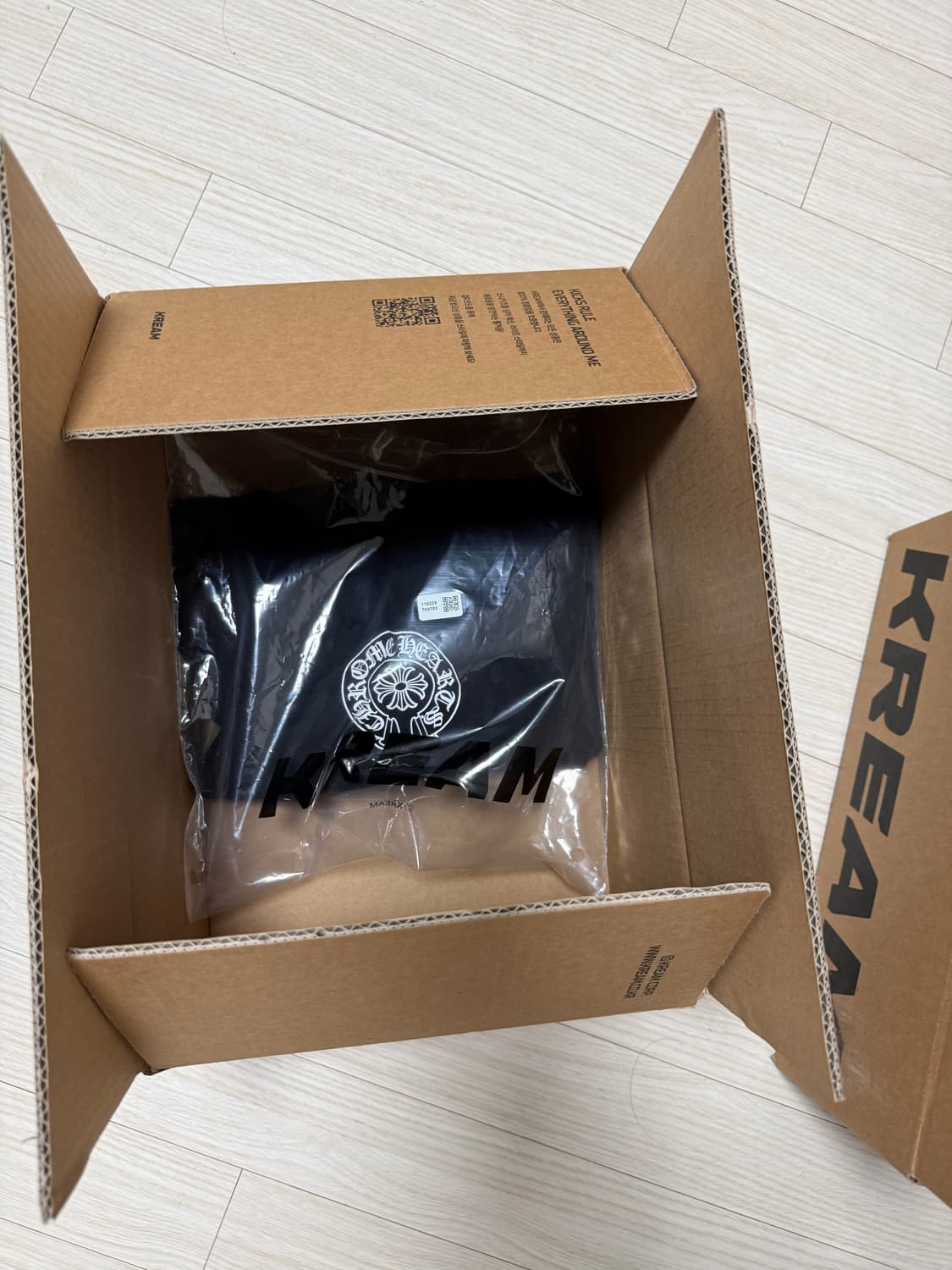 크롬하츠 서울 한정 반팔티 상품이미지4