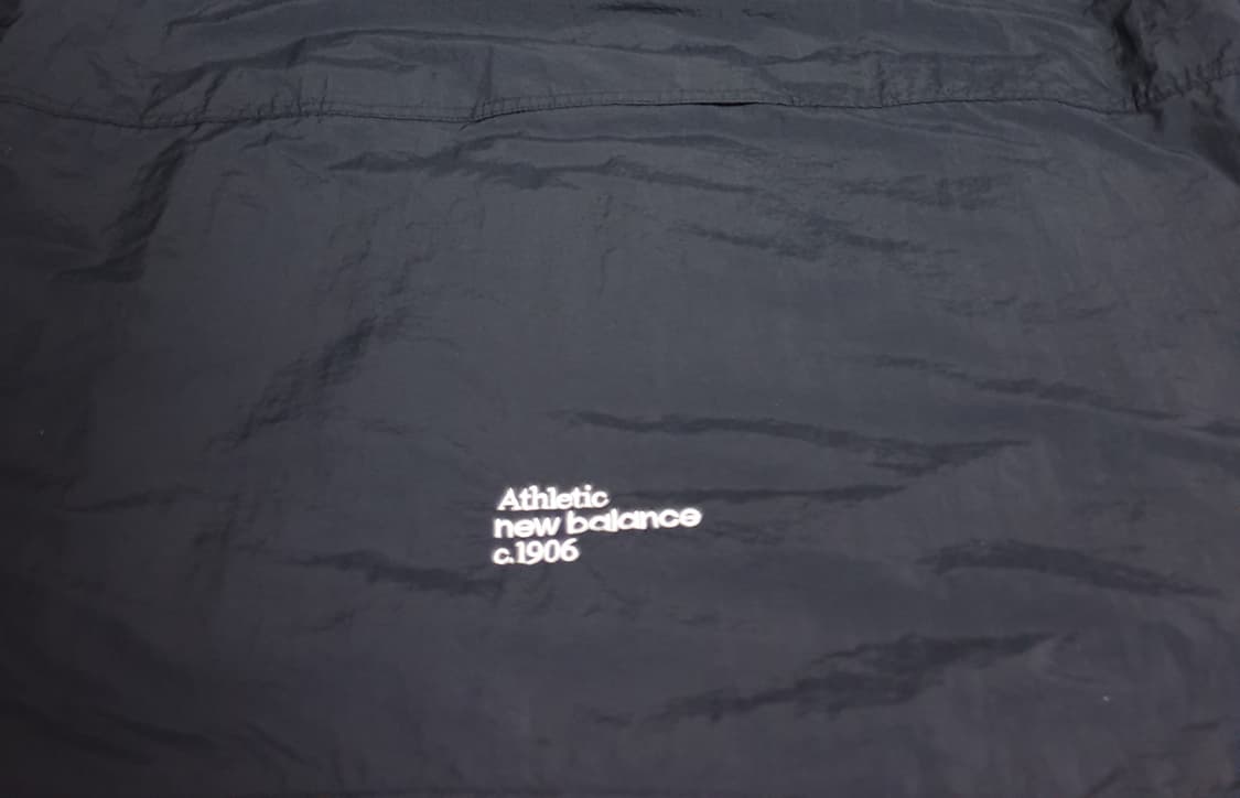 뉴발란스 에센셜 아노락 블랙 (XL) 상품이미지3