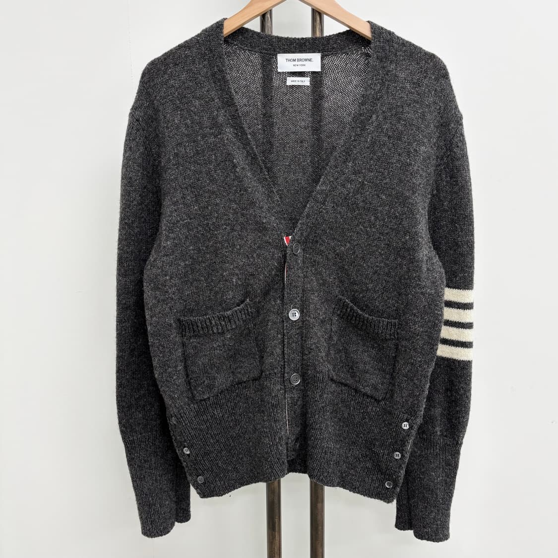 [4]톰브라운 사선완장 셰틀랜드 가디건  상품이미지1
