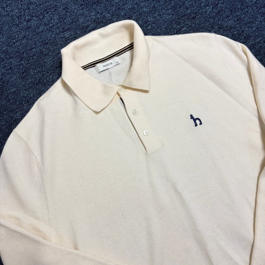 헤지스 카라 니트 상품이미지3