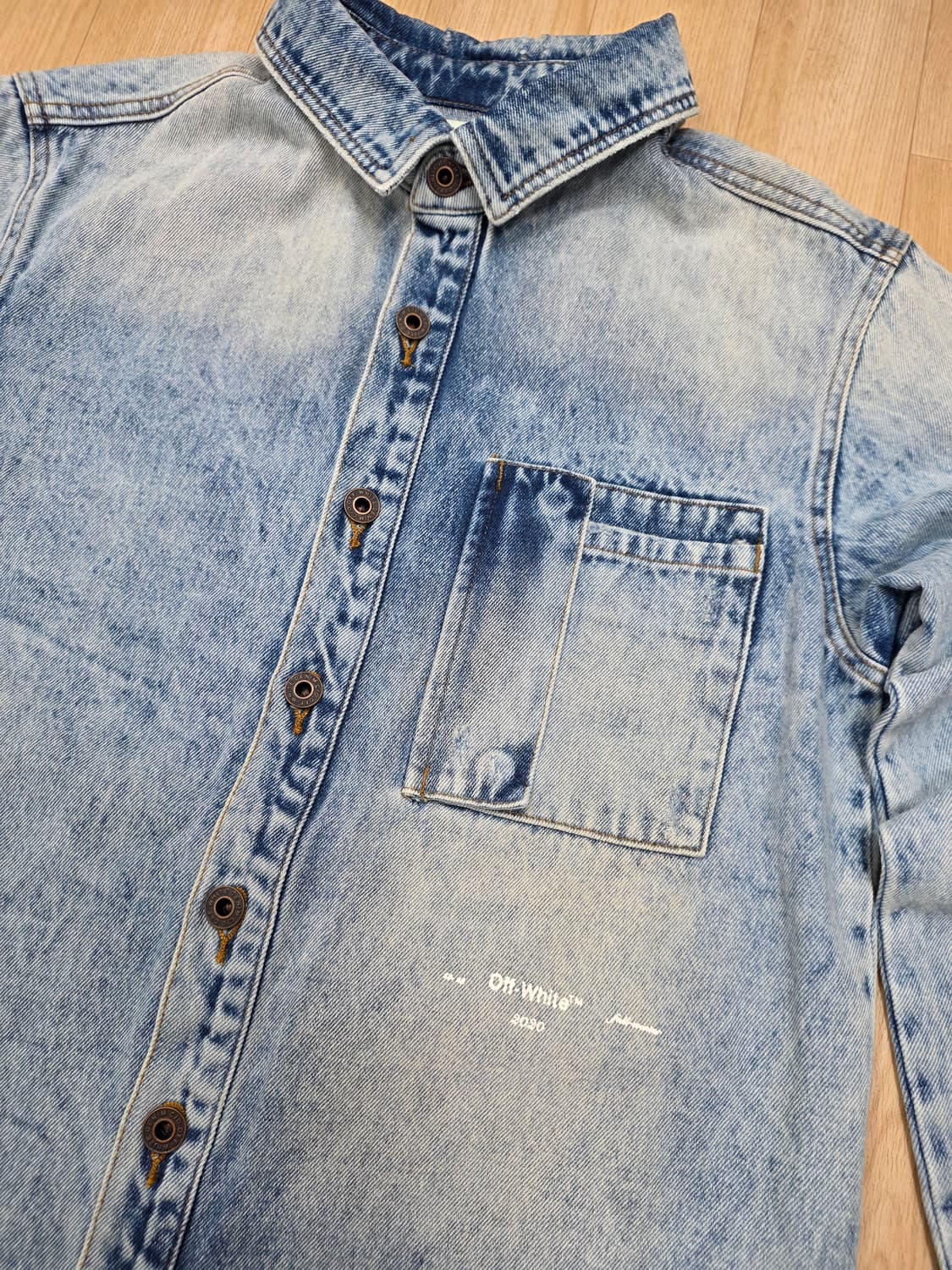 (새상품) 정품 19FW 오프화이트 데님 셔츠 자켓 M 상품이미지4