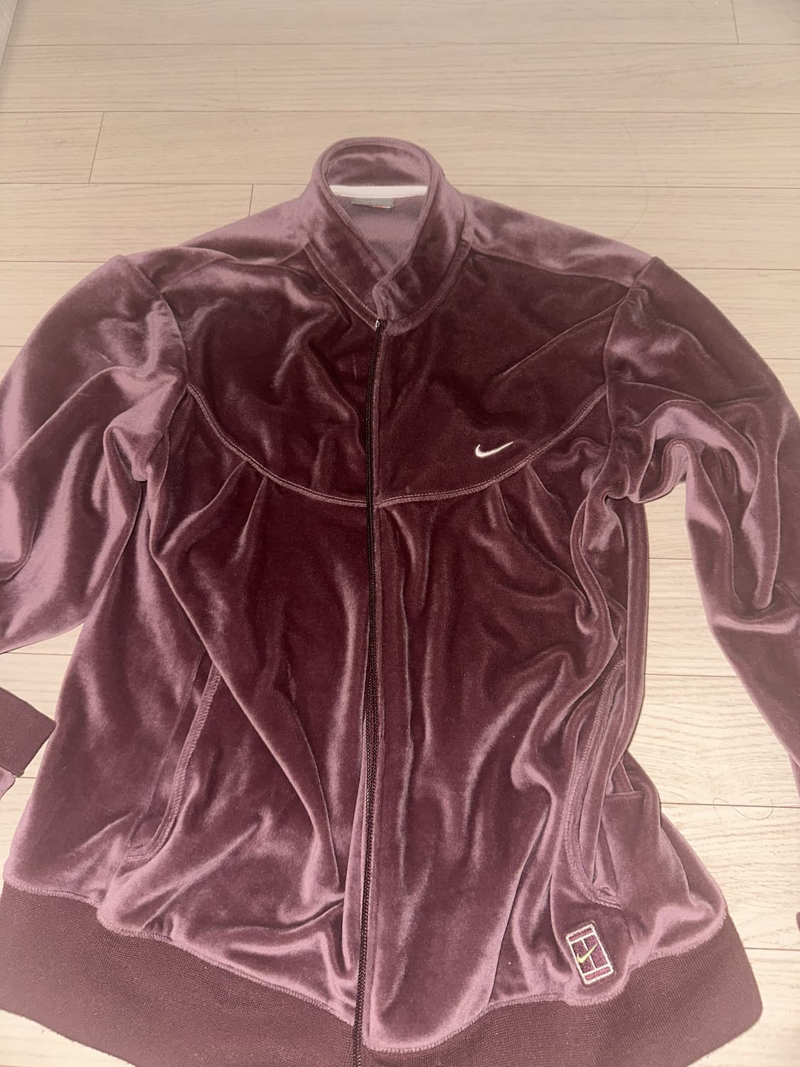 나이키 벨벳트랙 자켓 버건디 상품이미지1