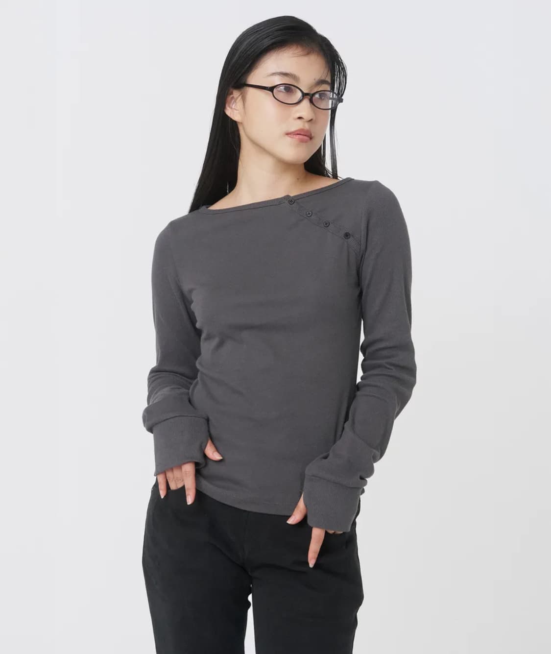 미세키서울  slash button long sleeves 챠콜 상품이미지1