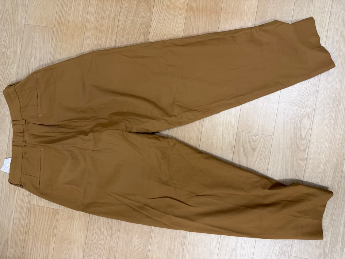 이얼즈어고 투턱와이드 테이퍼드팬츠 카멜 상품이미지4